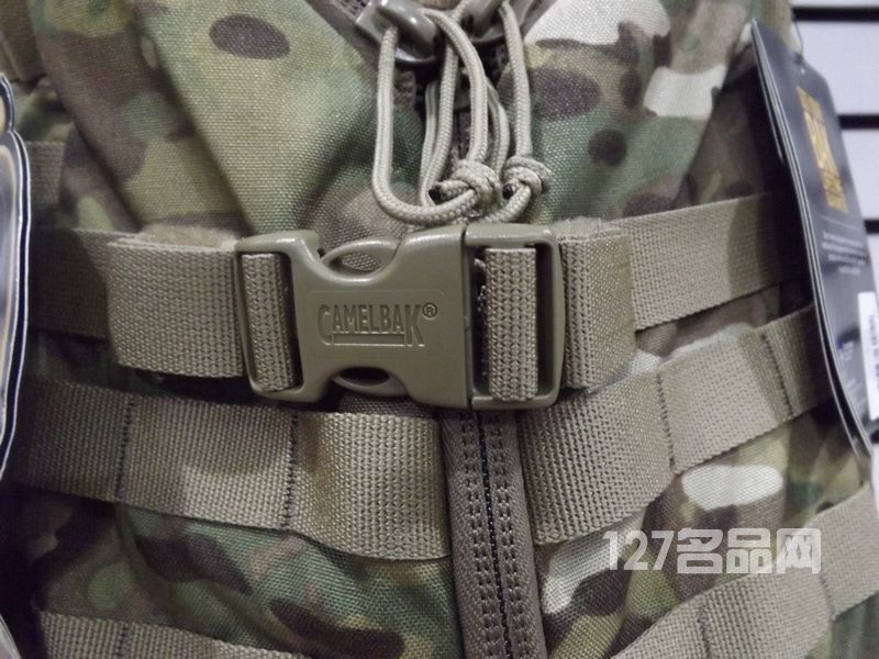 驼峰CAMELBAK 60912 全地形迷彩作战包 