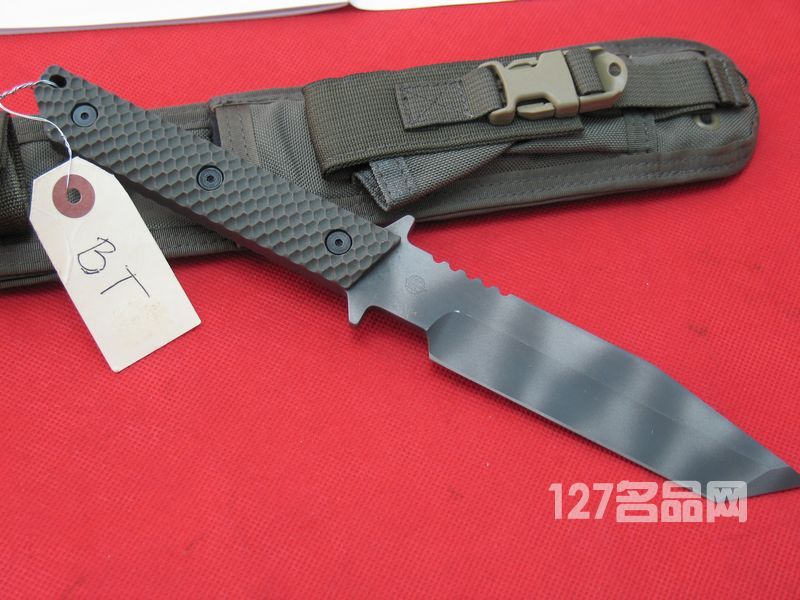 美国挺进者Strider BT 154钢 G10柄