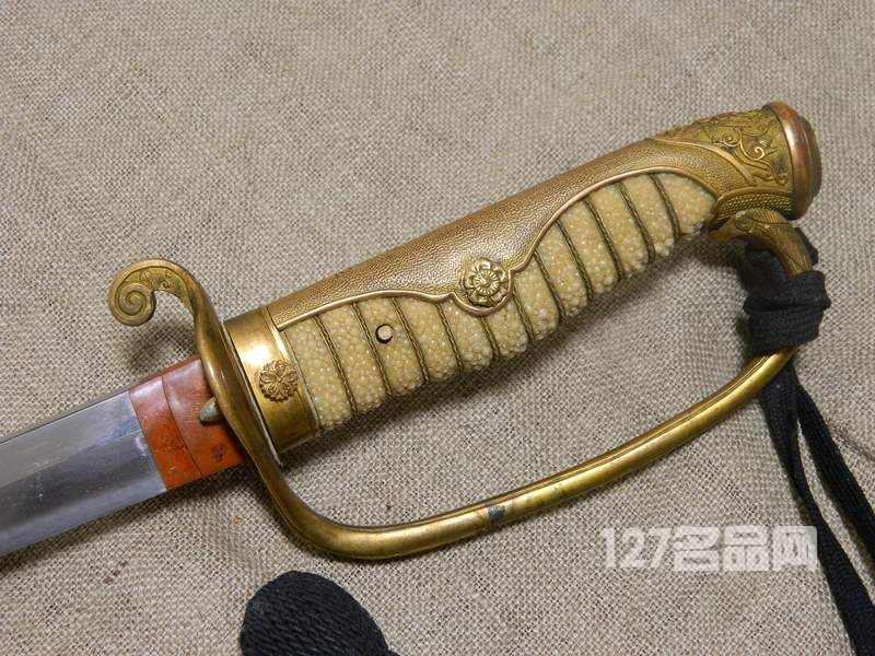 日本大正19年指挥刀