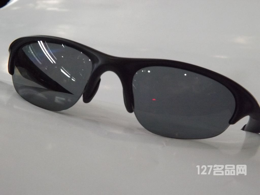 欧克利OAKLEY 11-100偏光太阳镜