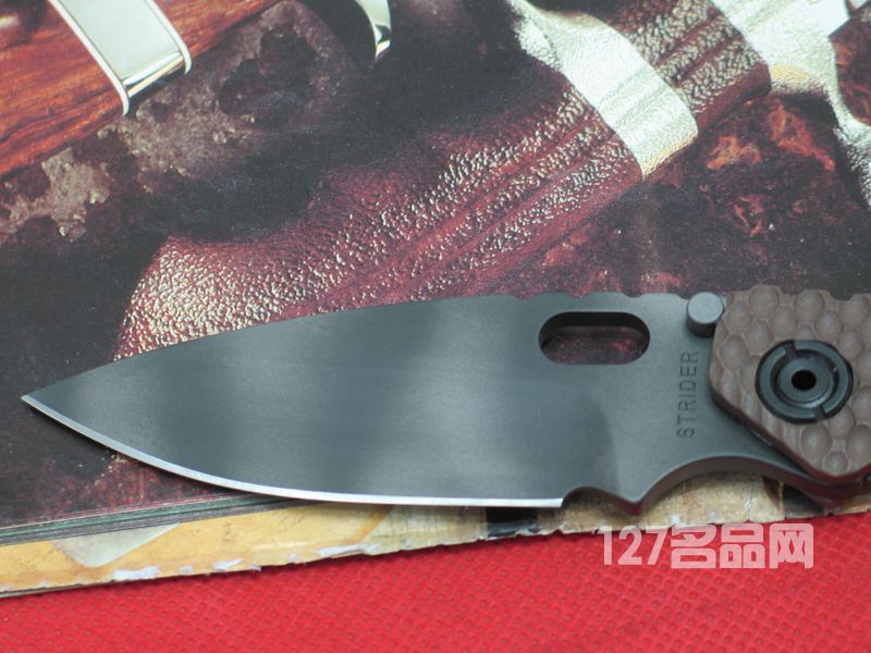 美国挺进者Strider SNG 弹坑柄战术折刀