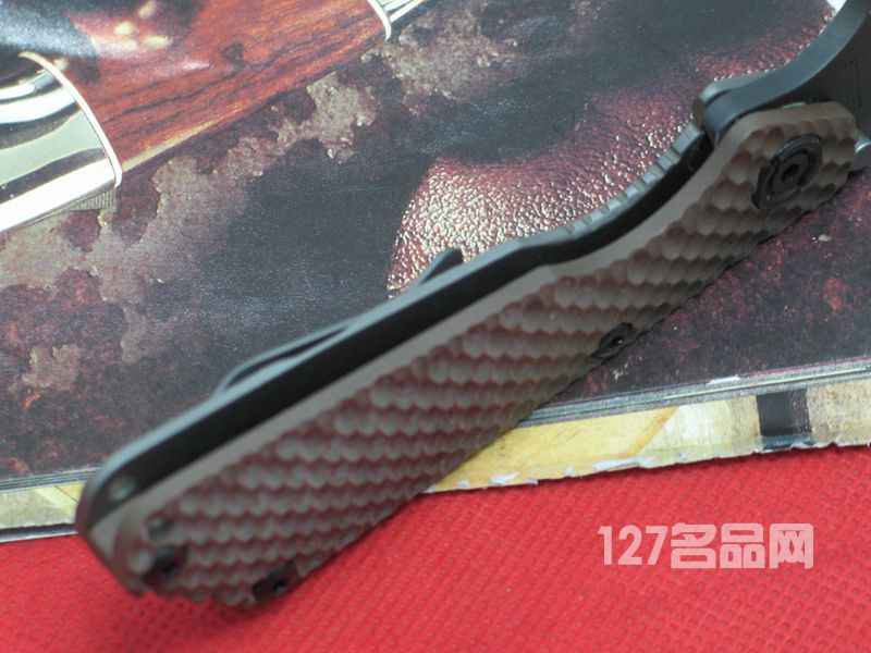 美国挺进者Strider SNG 弹坑柄战术折刀