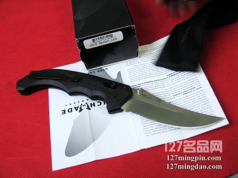 美国蝴蝶BENCHMADE 860S 疯狂格斗型弯刀银色半齿