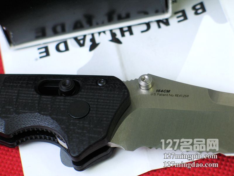 美国蝴蝶BENCHMADE 860S 疯狂格斗型弯刀银色半齿