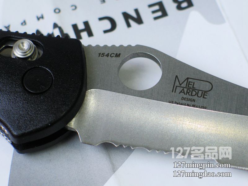 美国蝴蝶BENCHMADE 550SHG 支配者银色凹磨半齿折刀