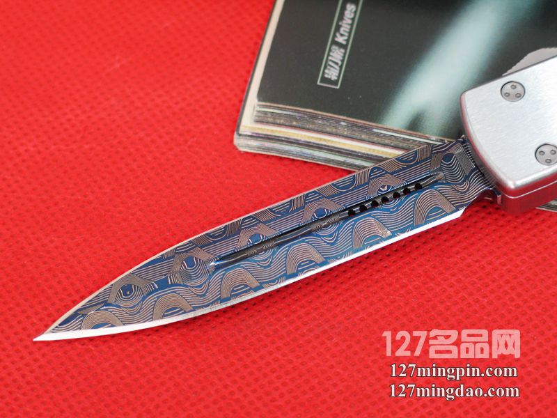 美国微技术MICROTECH D/EOTF蓝色大马士革剑标 定制版直跳