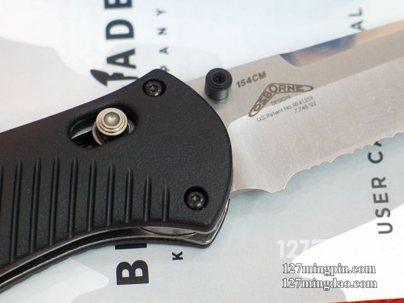 美国蝴蝶Benchmade 583S 半齿助力T头快开折刀