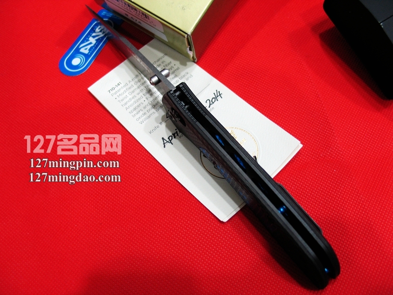 美国蝴蝶BENCHMADE 710-141大马士革 限量版碳纤维柄