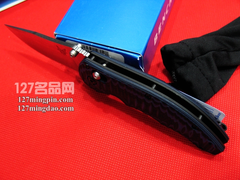 美国蝴蝶Benchmade 300-1 蓝黑G-10柄鳍轴锁全刃折刀