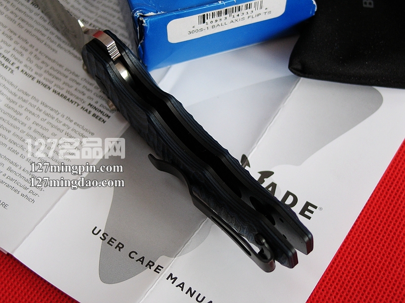 美国蝴蝶 Benchmade 300S-1半齿 蓝色柄经典折刀