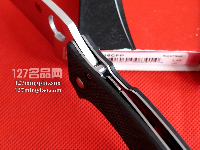 美国蜘蛛SPYDERCO C116CFP超级鹰 碳纤维柄鹰爪折刀