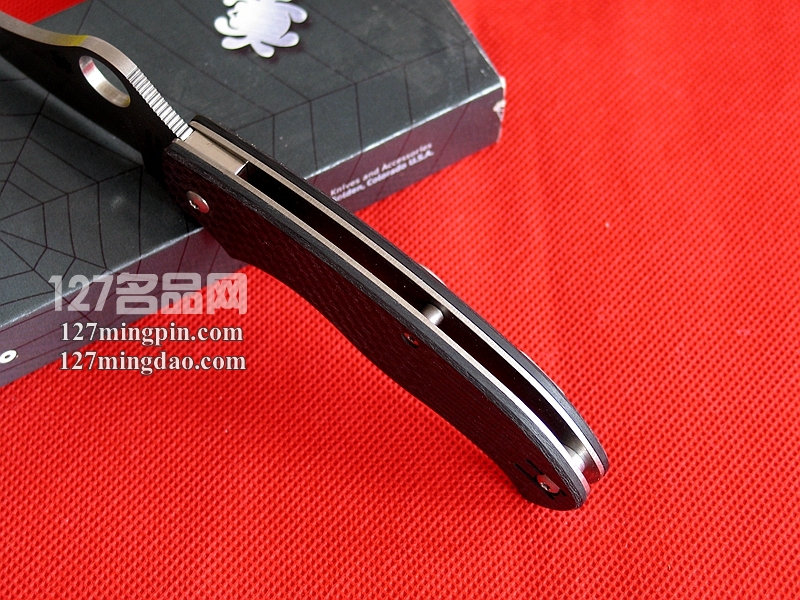 美国蜘蛛SPYDERCO C115CFP纤维柄磁性折刀 127名刀网