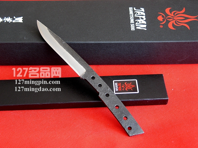 Kanetsune关兼常KB-217 "TAKUMI-YARI刀匠 小直刀
