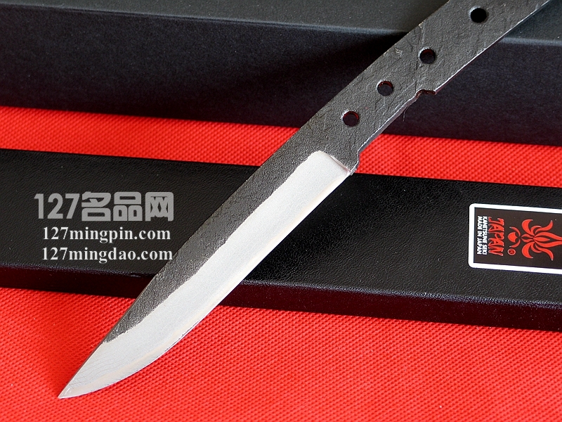 Kanetsune关兼常KB-217 "TAKUMI-YARI刀匠 小直刀