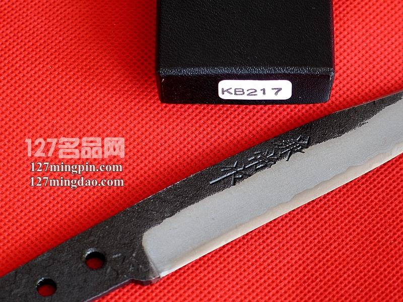 Kanetsune关兼常KB-217 "TAKUMI-YARI刀匠 小直刀