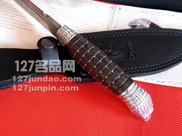 俄罗斯 蟒蛇 手工洗槽银柄大马士革猎刀 名刀 收藏刀