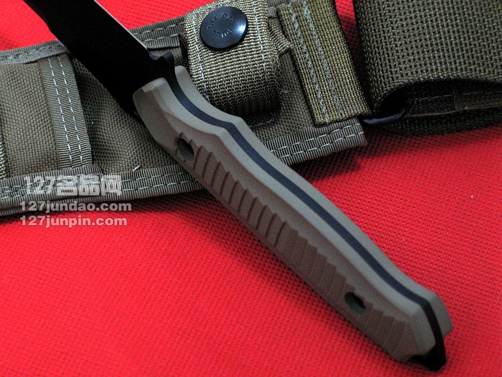 美国蝴蝶 BENCHMADE 140BKSN猎虎战术刀 沙色柄军刀 