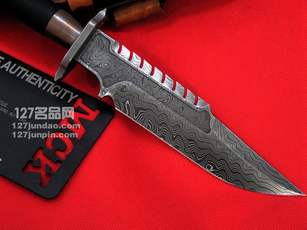 美国微技术MICROTECH 兰博剑标限量版求生刀 拉斯维加斯刀展品