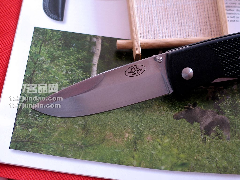 瑞典Fallkniven FK PXLWH战术折刀 世界名刀福克尼文127名品网