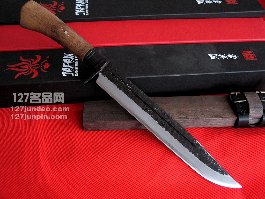 日本关兼常Kanetsune KB-118 極 超级蓝钢中号橡木柄直刀 