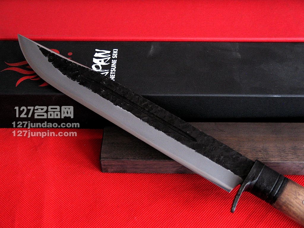 日本关兼常Kanetsune KB-118 極 超级蓝钢中号橡木柄直刀 