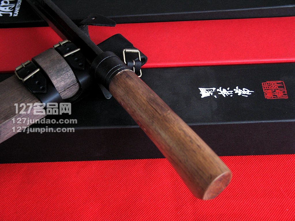 日本关兼常Kanetsune KB-118 極 超级蓝钢中号橡木柄直刀 