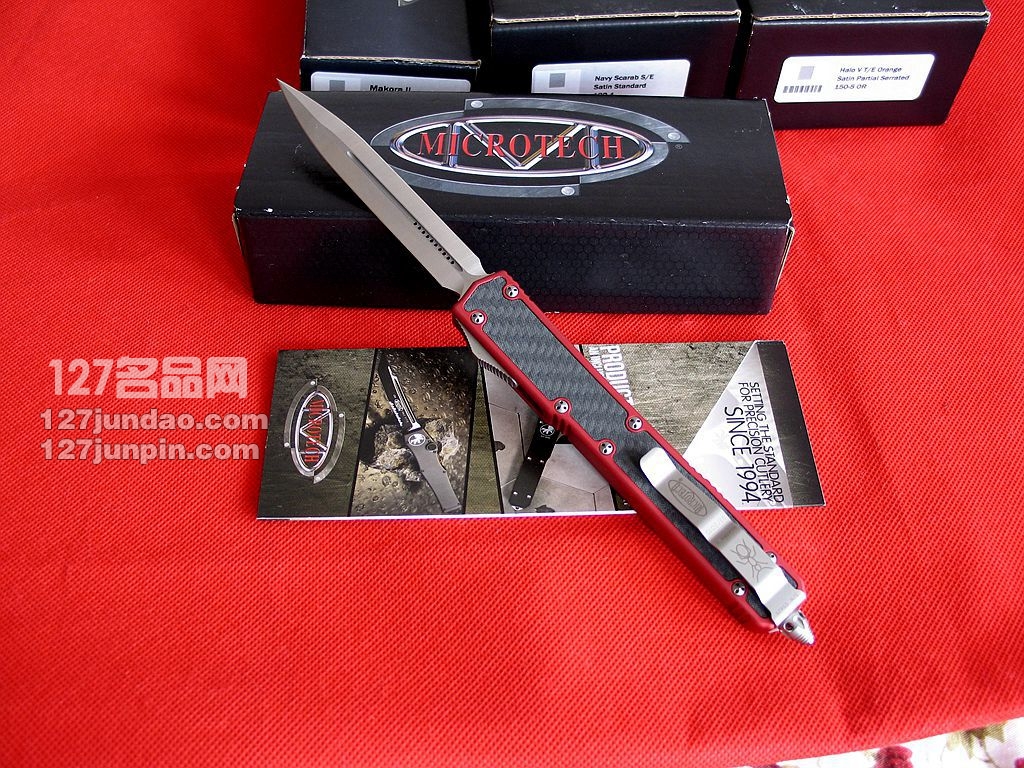 美国微技术 MICROTECH 106火红圣蚂蚁II代碳纤维镶嵌柄军刀