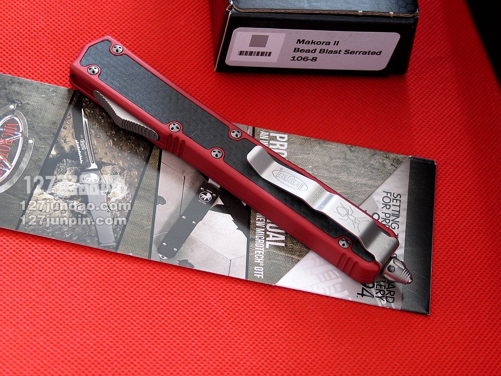美国微技术 MICROTECH 106火红圣蚂蚁II代碳纤维镶嵌柄军刀