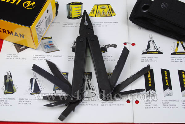 莱泽蔓LEATHERMAN  CORE巨人军规版