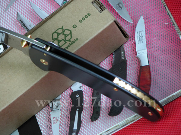 哥伦比亚河CRKT1081战术折刀