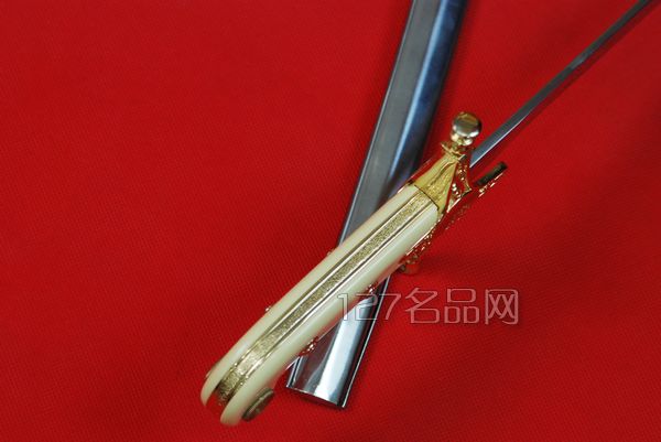 英国将军马穆鲁克佩剑