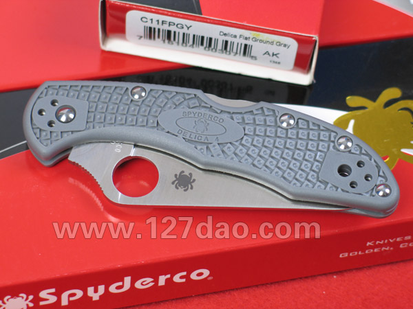 美国蜘蛛SPYDERCO C11FPGY灰色柄  127名刀网