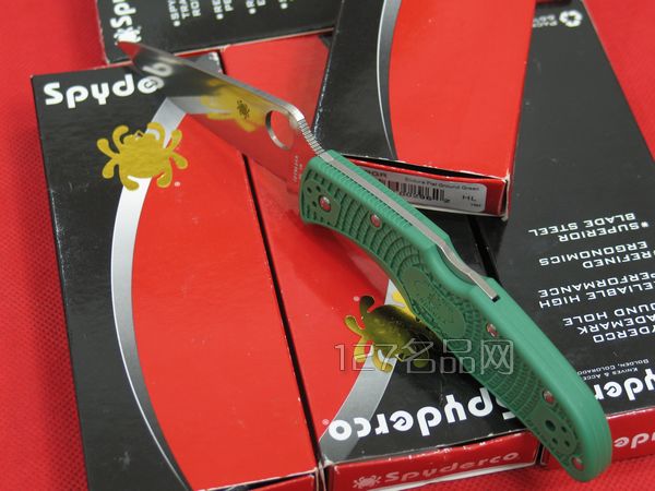 美国蜘蛛SPYDERCO C10FPGR绿柄全刃折刀   127名刀网