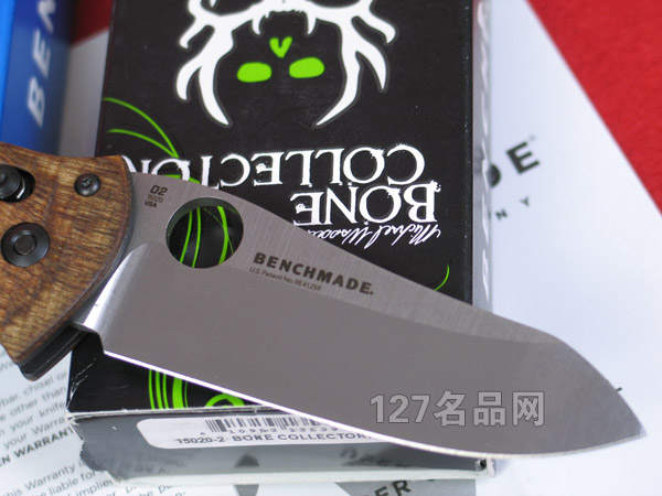 美国蝴蝶Benchmade 15020-2桃木柄折刀