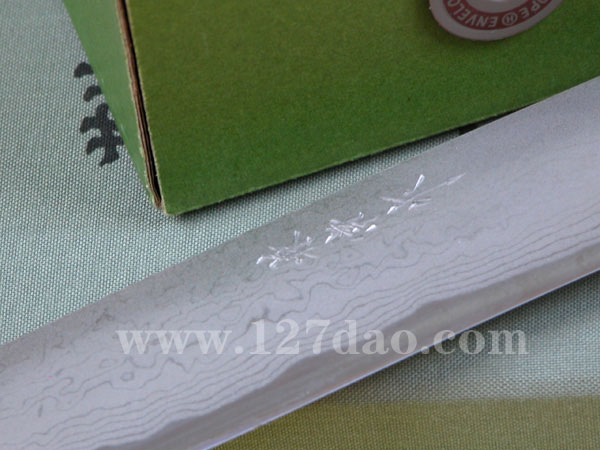 日本关兼常 Kanetsune TS-79 青纸一号36层钢