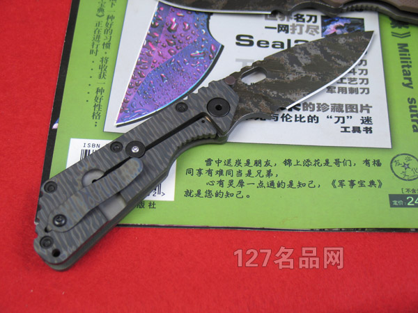 美国挺进者Strider  SMF军绿柄数码版折刀