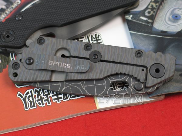 美国挺进者Strider  st手工花纹军版折刀