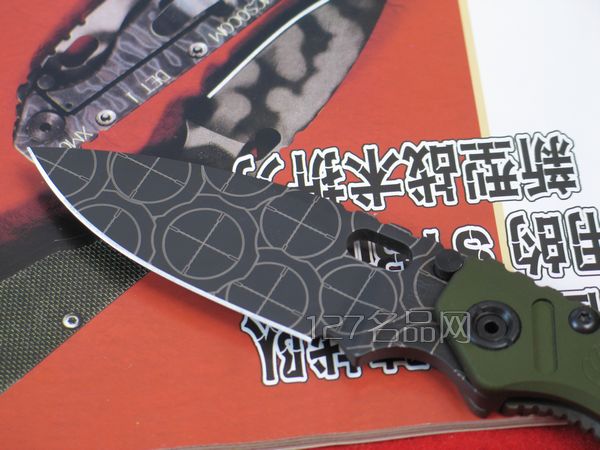 美国挺进者Strider  st手工花纹军版折刀