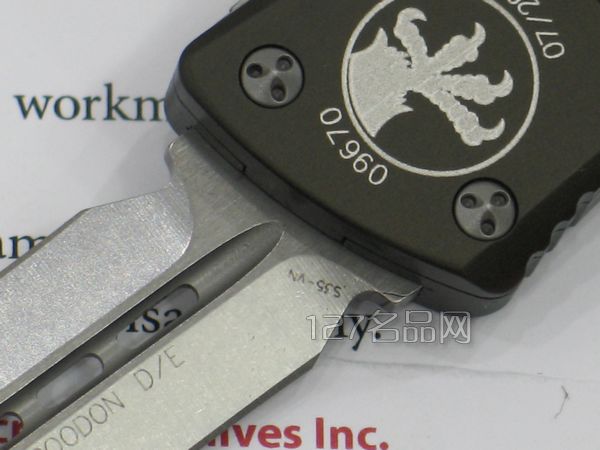 美国微技术138-10茶色双峰直跳