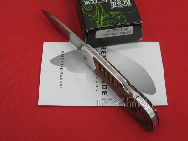 美国蝴蝶Benchmade15050-2檀木柄折刀