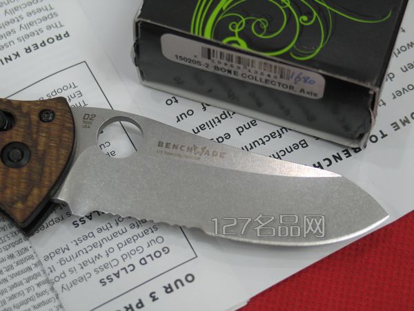 美国蝴蝶Benchmade 15020S-2核桃木柄折刀