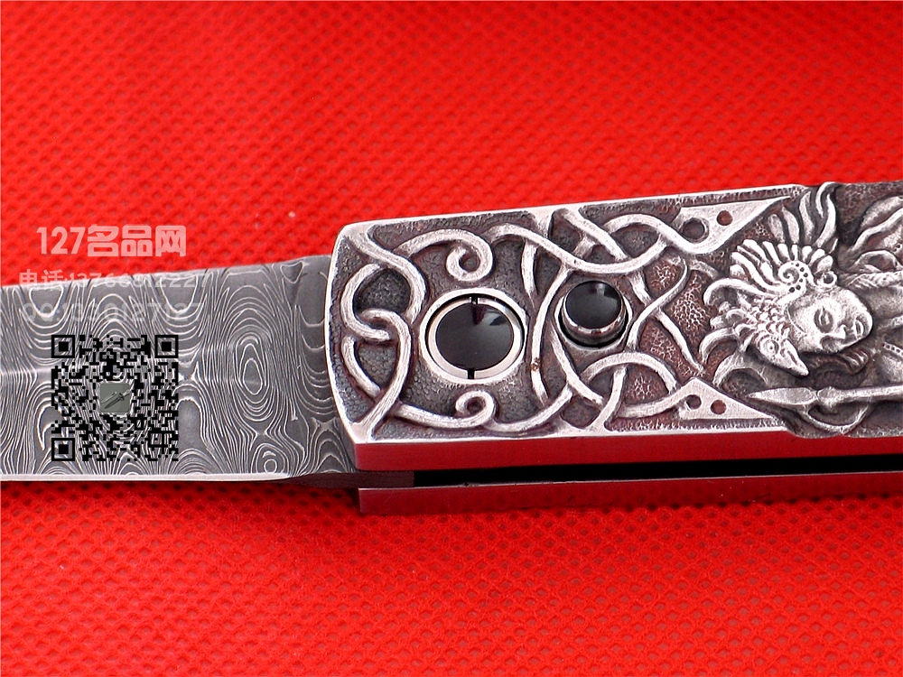 手工大师斯特凡 阿尔特妮斯大马士革钢侧跳刀 127名品网