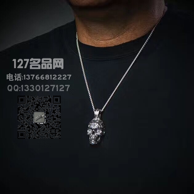 ​William Henry 美国威廉亨利 FIRST MATEFL P4  骷髅头吊坠镶蓝宝石