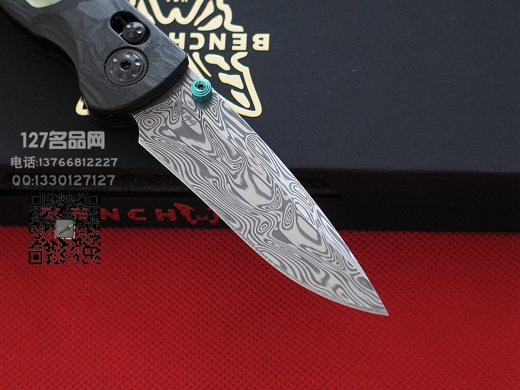 Benchmade蝴蝶698-181大马士革碳纤维嵌珍珠贝柄限量珍藏版
