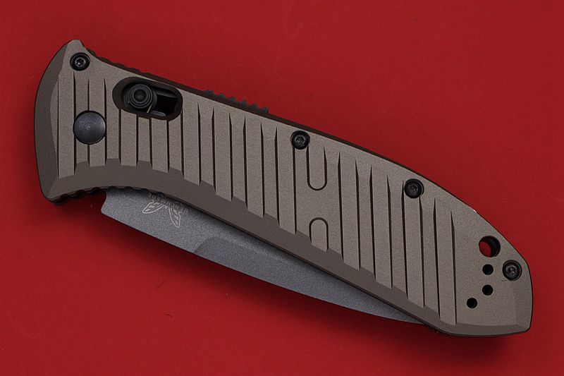 Benchmade 蝴蝶 5700SGY-1 AUTO II CPM-M4钢 战术助力快开半齿折刀